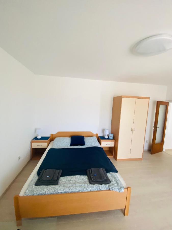 Exceptional Apartment With 2 Bedrooms Near The Sea Póla Kültér fotó