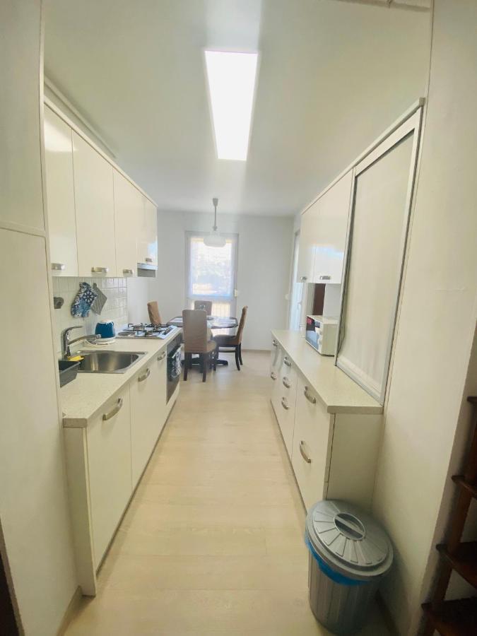 Exceptional Apartment With 2 Bedrooms Near The Sea Póla Kültér fotó